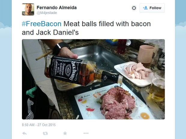   Internauta postou foto de preparo de almôndega recheada com bacon nesta terça-feira  (Foto: Reprodução/Twitter/Fernando Almeida)