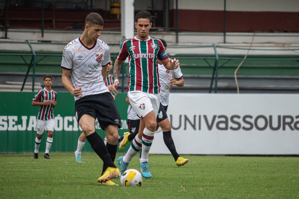 Fluminense e Athletico-PR se enfrentaram no Brasileiro Sub-17 — Foto: Leonardo Brasil / Fluminense FC