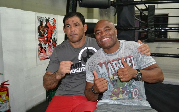 Anderson Silva Minotauro MMA UFC (Foto: Ivan Haupp)