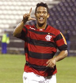 Em Petrolina, Nixon aproveita férias para pensar na temporada 2014