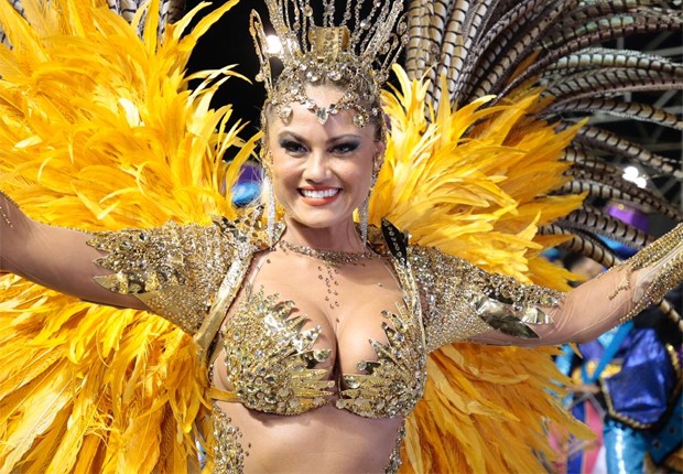 Ellen Rocche como rainha de bateria no desfile da Rosas de Ouro no Carnaval 2019 (Foto: Rafael Cusato/Editora Globo)