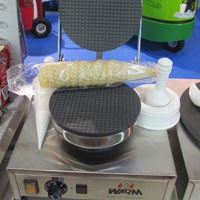 Máquina de fazer casquinha de sorvete (Foto: Gabriela Gasparin/G1)