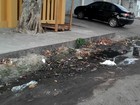 Água de cor escura e com mau cheiro incomoda moradores em Macapá