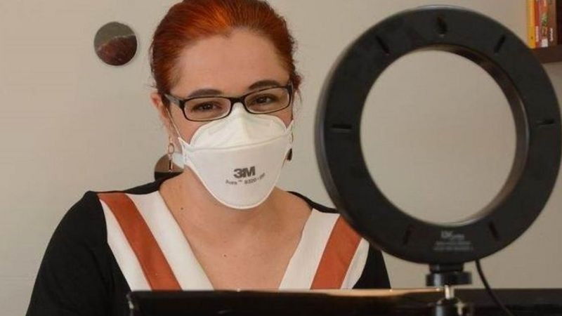 A cientista Melissa Markoski também atua na divulgação de informações sobre o uso correto de máscaras (Foto: Melissa Markoski)