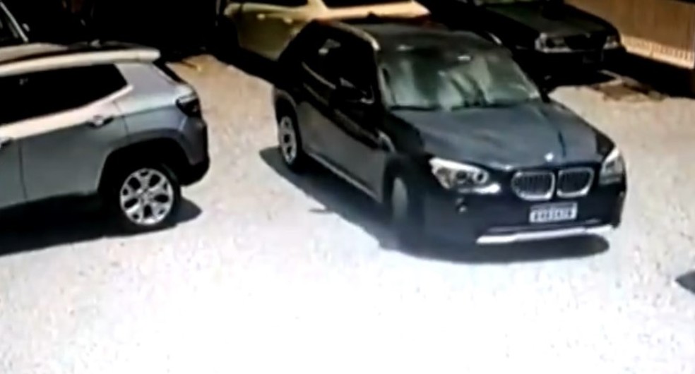 Imagem De Monitoramento Mostra Carro De Luxo De Empresario Que Desapareceu No Litoral Norte De Sc Santa Catarina G1