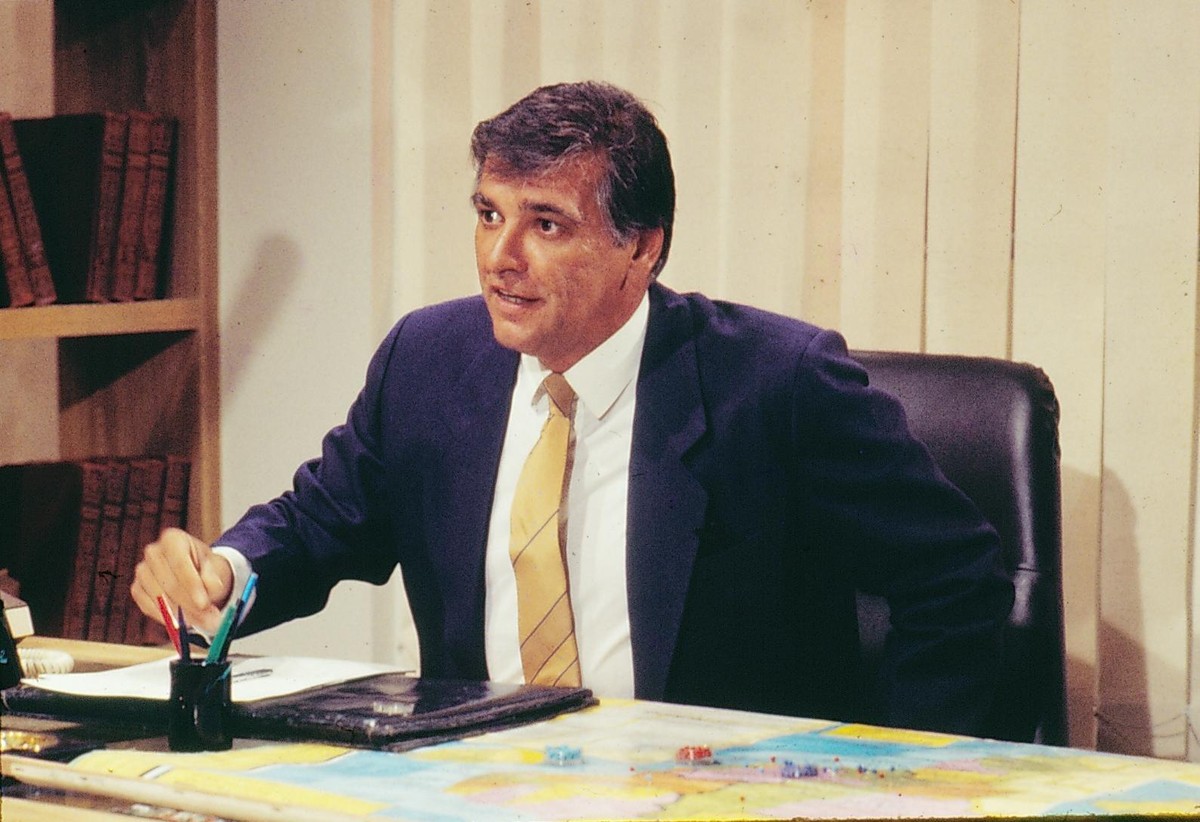 Carlos Eduardo Dolabella Carlos Eduardo Dolabella