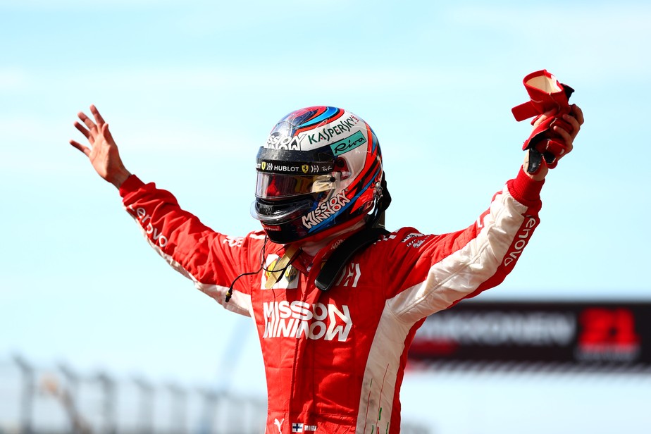 Vettel roda na 1Âª volta, mas vÃª Raikkonen vencer e impedir tÃ­tulo de Hamilton nos EUA