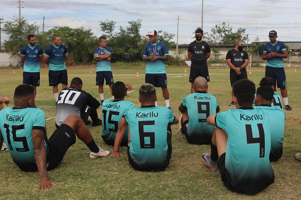 Até agora, 22 dos 25 jogadores anunciados pelo Treze já se apresentaram ao técnico Marcelinho Paraíba — Foto: Cassiano Cavalcanti / Treze