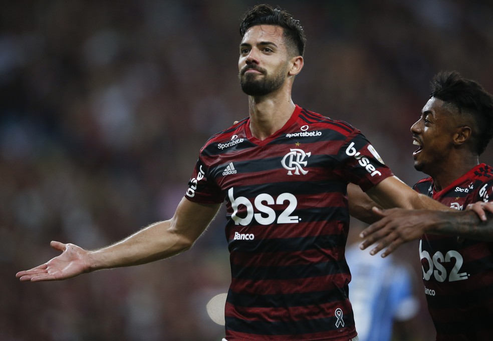 Pablo Marí, ex-jogador do Flamengo, é esfaqueado em supermercado na Itália;  ataque deixa um morto