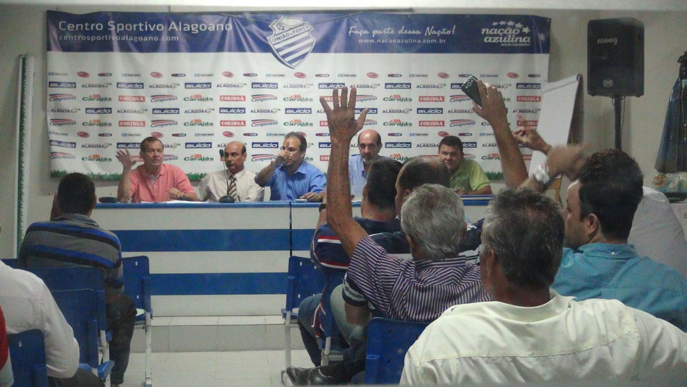 Conselho Deliberativo do CSA vai se reunir em outubro — Foto: Caio Lorena / Globoesporte.com