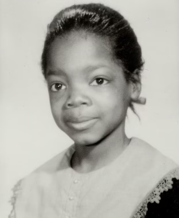Retrato de infância da apresentadora Oprah Winfrey (Foto: Reprodução / Instagram)