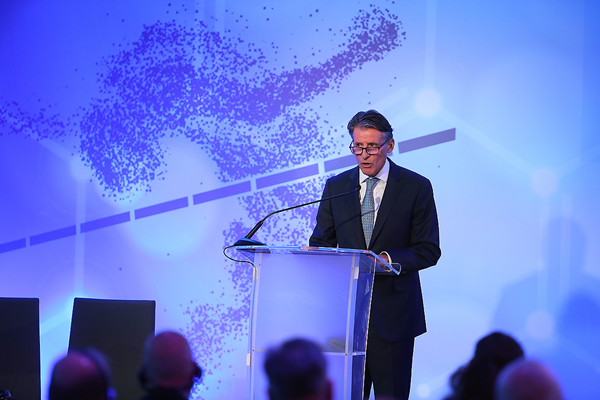 Sebastian Coe no congresso da IAAF (Foto: Giancarlo Colombo/IAAF)