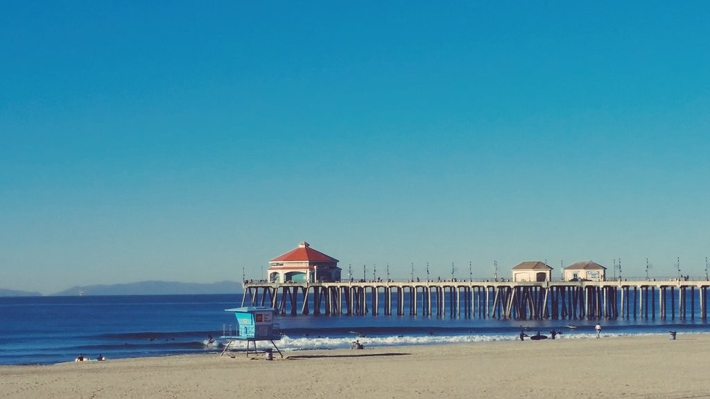 Huntington Beach, na California (Foto: reprodução twitter)