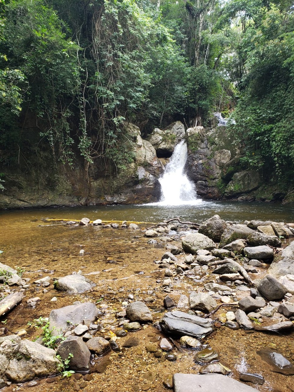 Cachoeira em que jovem morreu em Cajati, SP, possui entre quatro e seis metros de profundidade   Foto: Divulgação/Fundação Florestal 