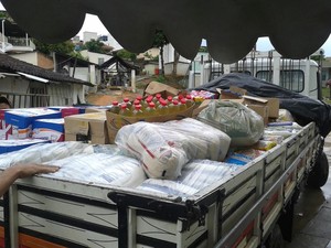 Algumas das doações recebidas pela Santa Casa (Foto: PMF/Divulgação)