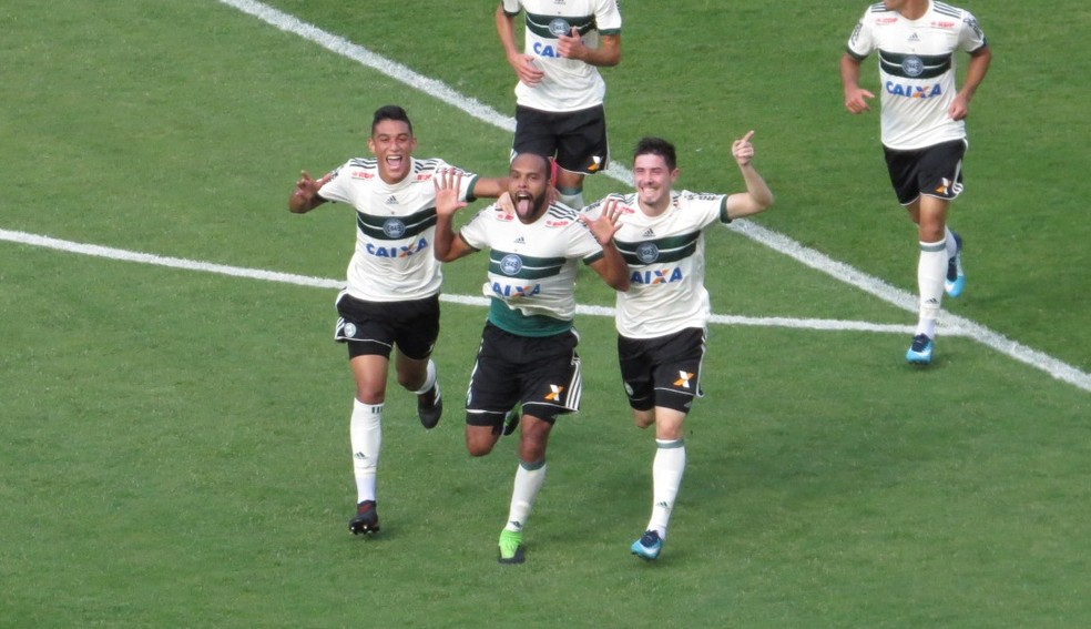 Coritiba Rio Branco-PR (Foto: Fernando Freire)