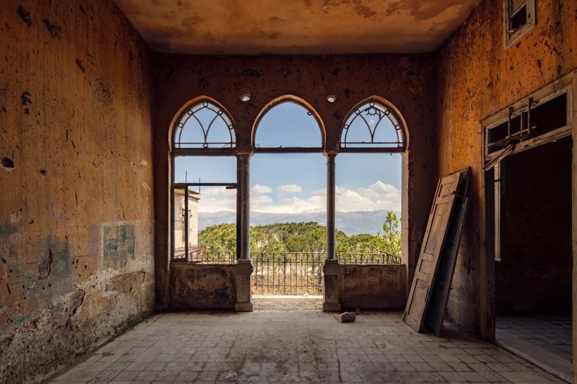 Fotógrafo registra beleza por trás de prédios abandonados em Beirute (Foto: Divulgação)