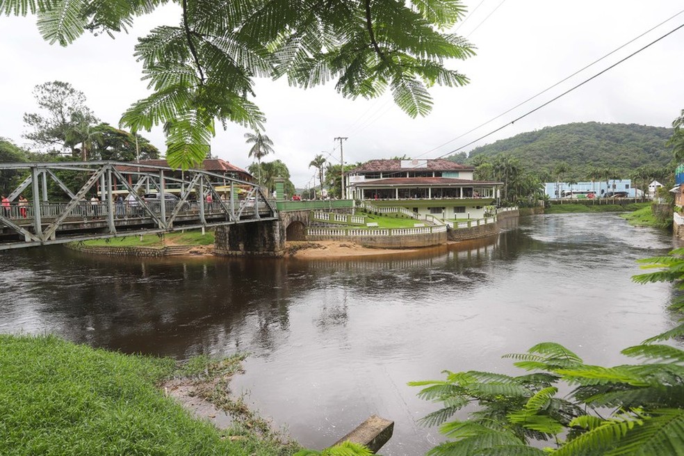 Morretes tem conseguido manter a situação sob controle, diz secretário de saúde. — Foto:  Arnaldo Alves/AEN