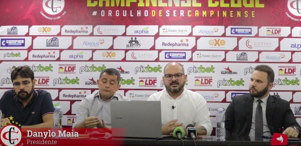 Coletiva de imprensa do Campinense para anunciar a renovação de Flávio Araújo e fazer um balanço de 2022 — Foto: Reprodução / Campinense TV