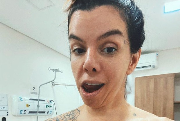 Penélope Nova conta que passará por nova cirurgia nos seios (Foto: Reprodução/Instagram)
