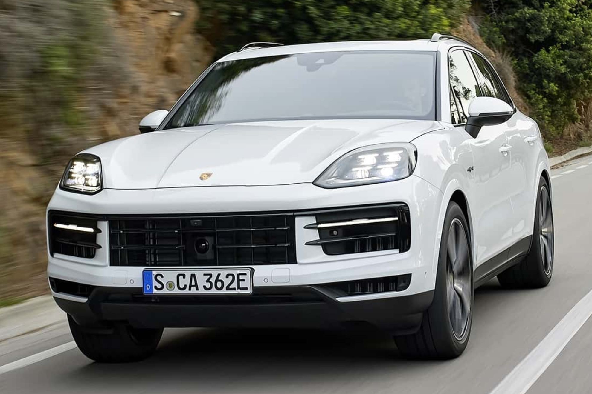 O Porsche Cayenne mais potente de sempre: Turbo E-Hybrid chega aos 739 CV