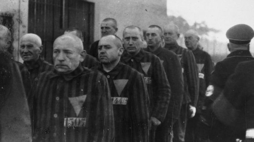 Nos campos de concentração, gays eram discriminados pelos próprios presos e recebiam as piores tarefas (Foto: Divulgação)