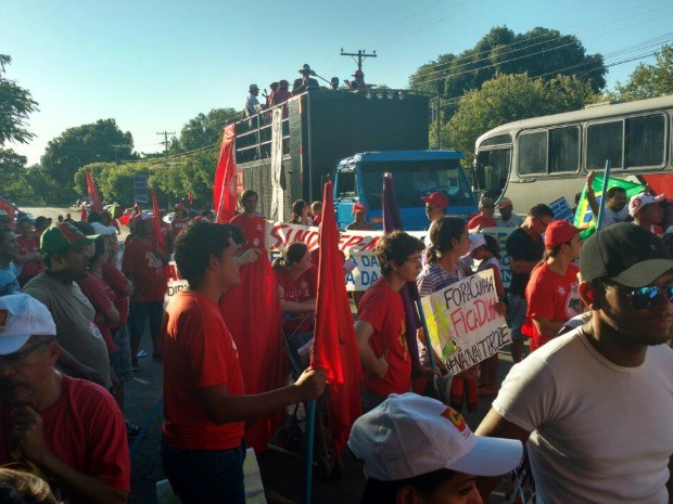 Romaria dos Trabalhadores, organizada pelo MST, é realizada em Cuiabá (Foto: Lislaine dos Anjos/G1)
