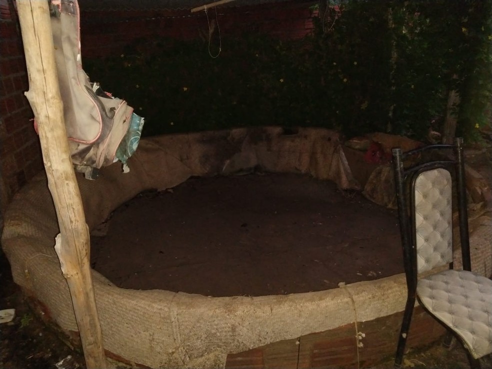 Durante a operação, também foi desmontada uma rinha de galo — Foto: SSP/ Divulgação