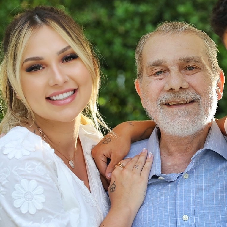 Virginia Fonseca e o pai, Mario Serrão (Foto: Instagram/Reprodução)