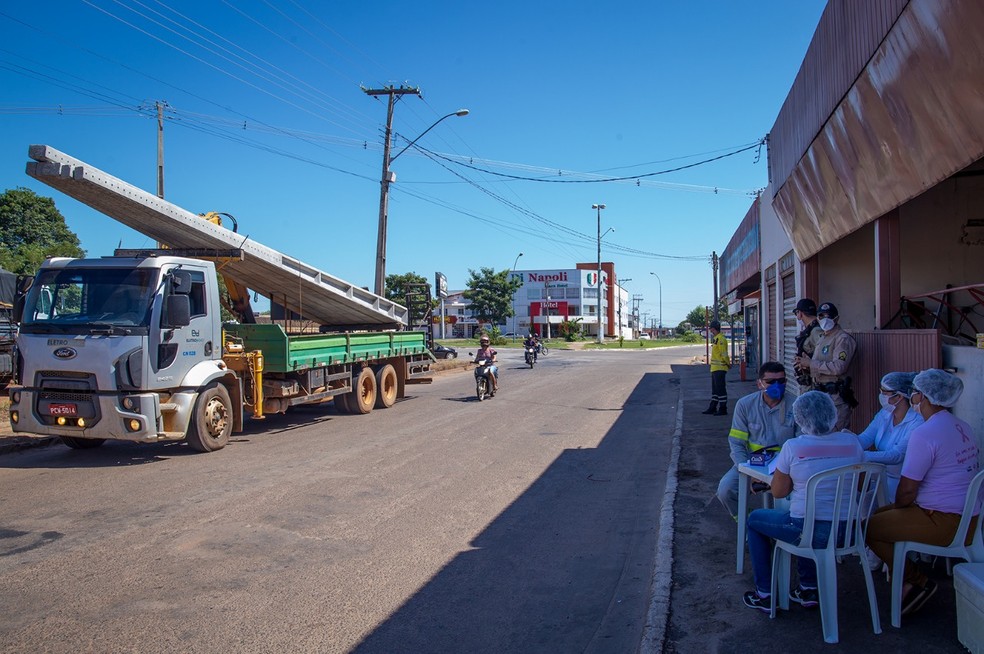 Medida é para ajudar caminhoneiros — Foto: Marcos Veloso/Secom