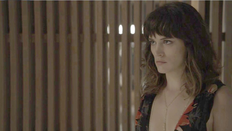 Clara acusa Renato de tentar matá-la (Foto: TV Globo)