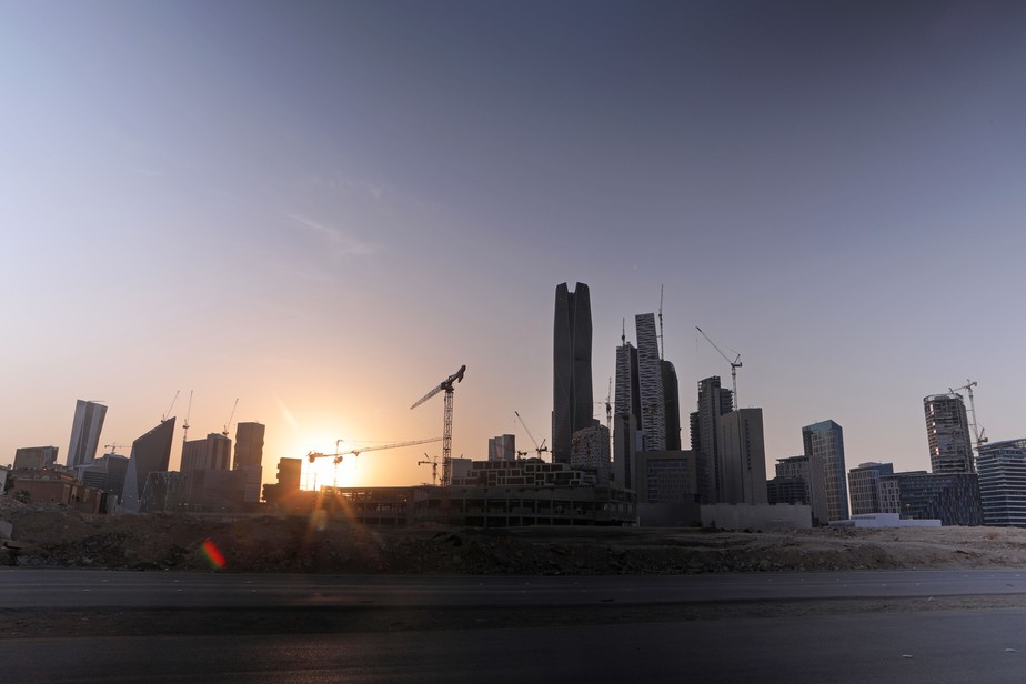 Saudi Aramco prepara oferta de ações