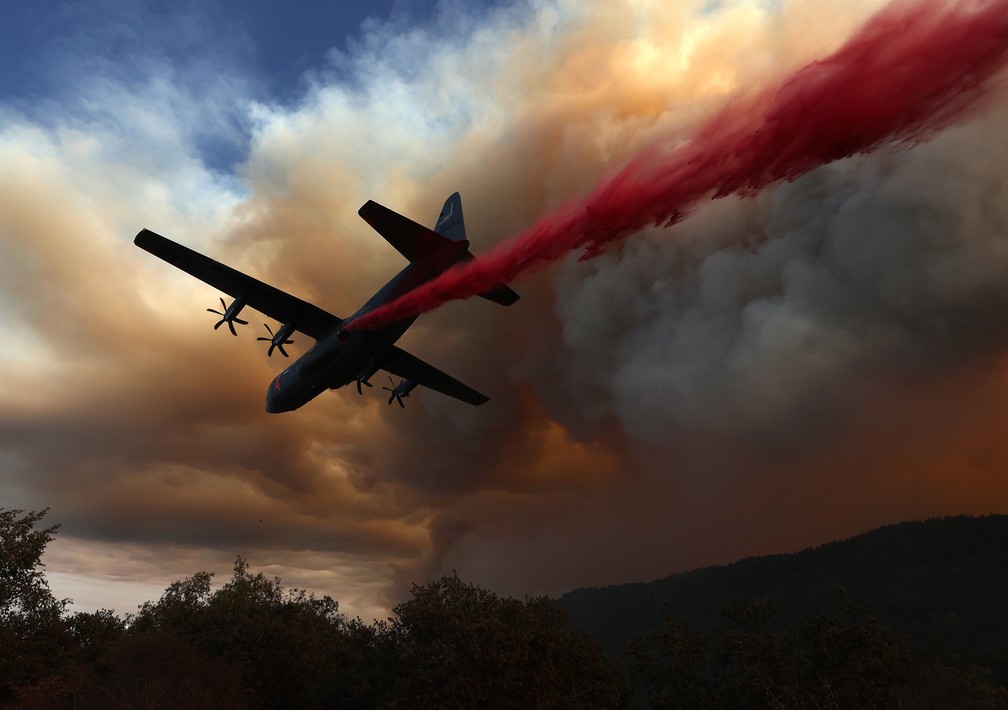 Aviao Ajuda No Combate De Incendio Florestal Na California Veja Imagens Desta Sexta Feira 21 Mundo G1