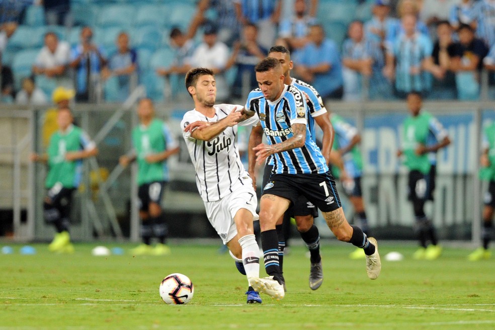 Luan Grêmio x Libertad — Foto: Wesley Santos/Agência PressDigital