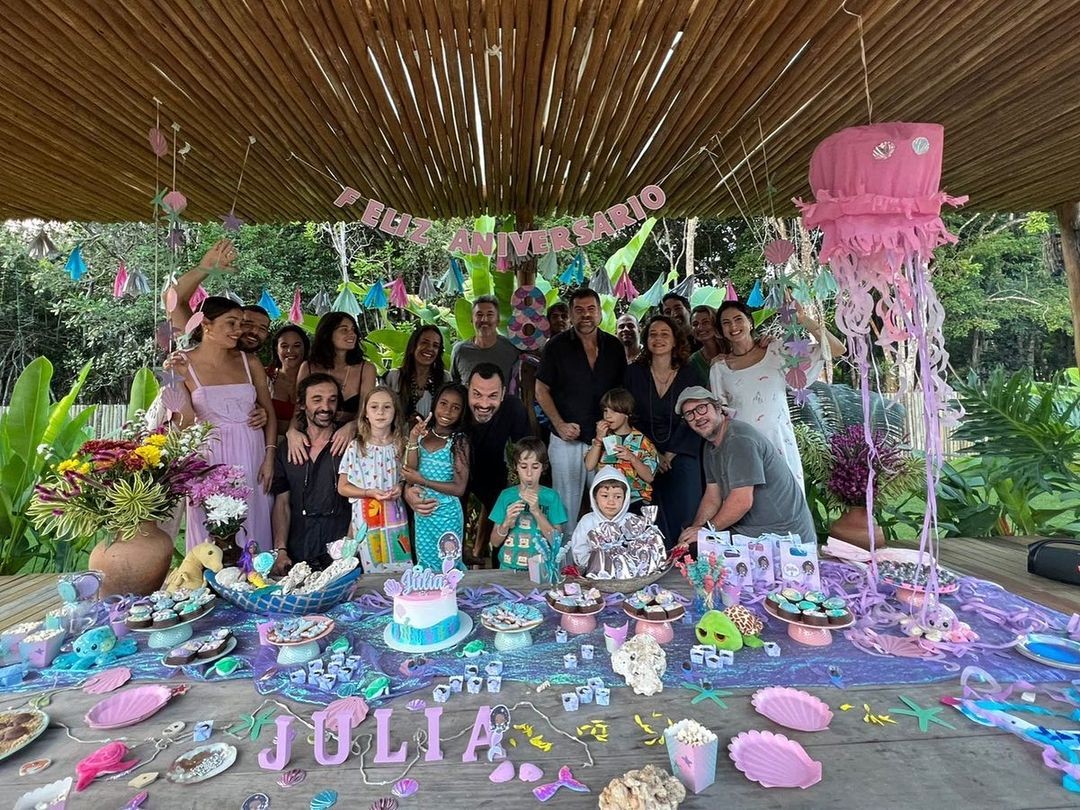 Leandra Leal e Alê Youssef comemoram aniversário da filha, Julia (Foto: Reprodução/Instagram)