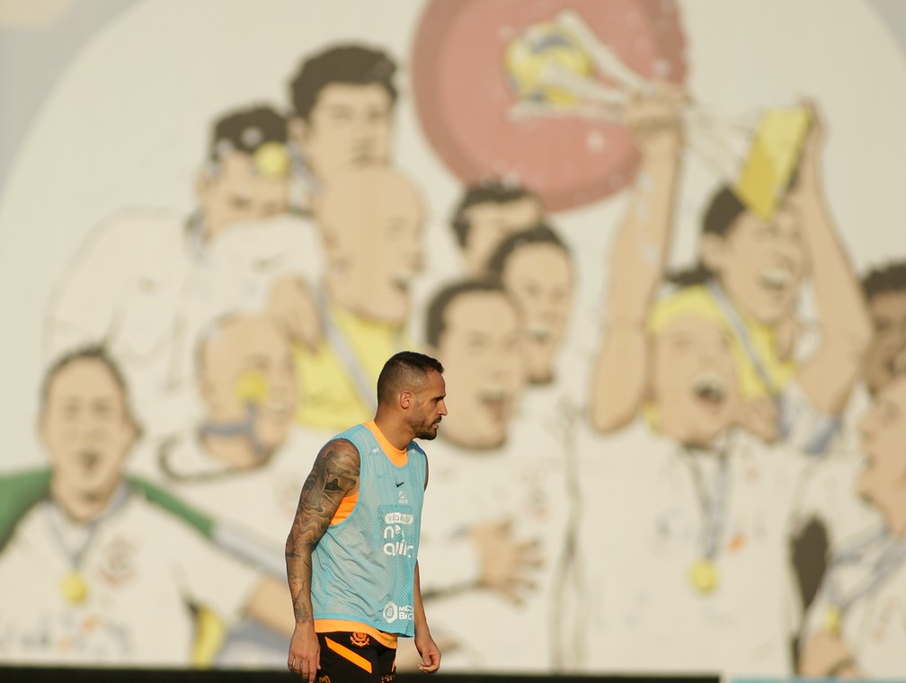 Renato Augusto no treino do Corinthians desta terça-feira, antes do jogo com o Atlético-GO pela Copa do Brasil — Foto: Rodrigo Coca/Ag. Corinthians