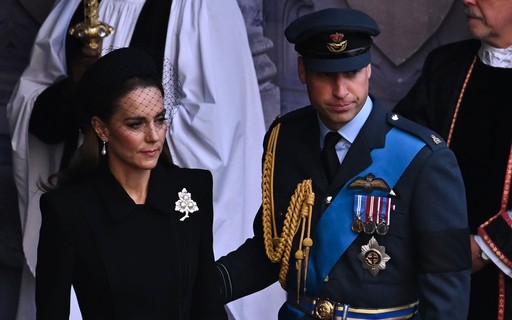 Kate Middleton faz homenagem à rainha Elizabeth II no velório; entenda o significado