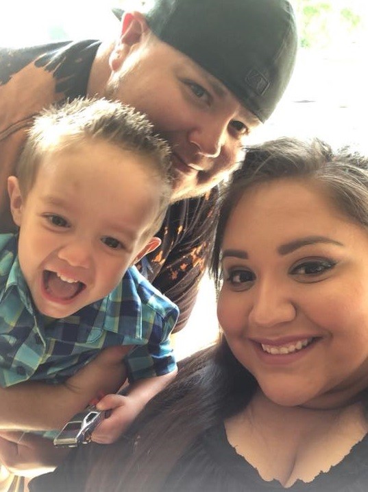 O pequeno Raiden Gonzalez perdeu a mãe e o pai vítimas da Covid-19 (Foto: Reprodução/Facebook/Mariah Gonzalez)