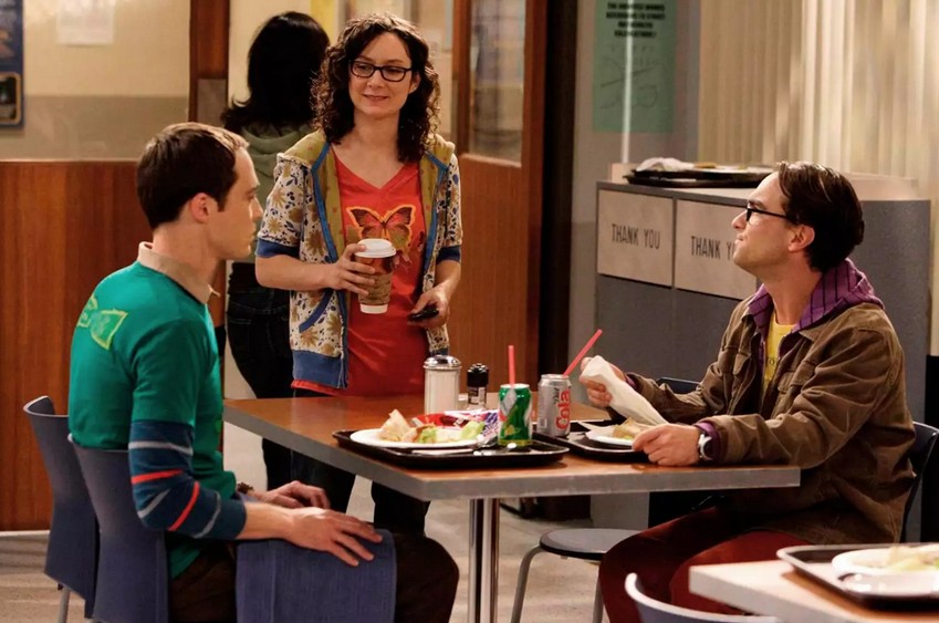 Sara Gilbert em cena de The Big Bang Theory (Foto: Reprodução)