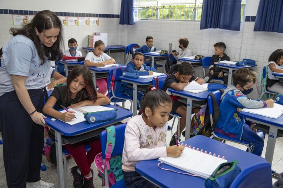 Alunos de escolas p&uacute;blicas do litoral de SP se preparam para voltar &agrave;s aulas at&eacute; a pr&oacute;xima semana &mdash; Foto: Prefeitura Praia Grande/Divulga&ccedil;&atilde;o