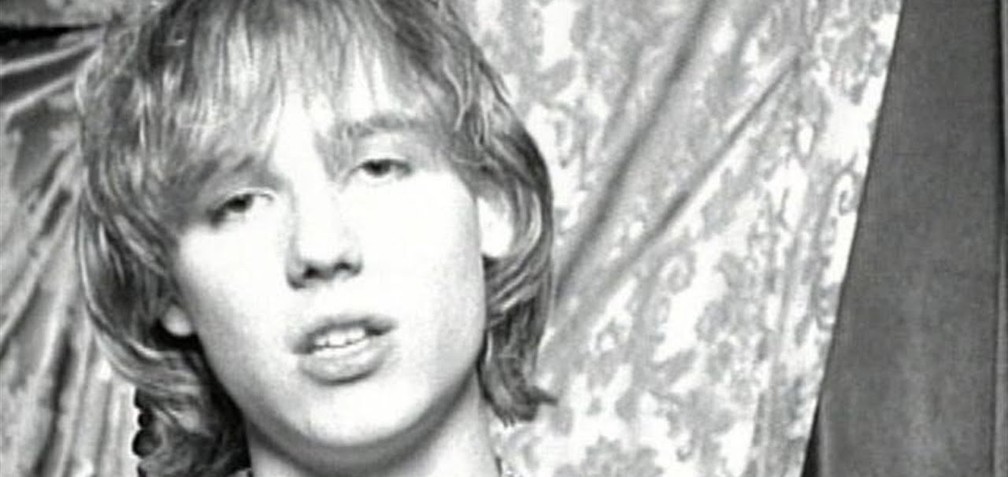 Gregg Alexander em carreira solo antes do New Radicals, em 1992 — Foto: Reprodução