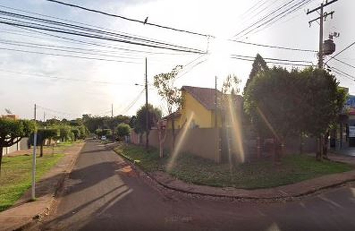 Homem se irrita com 'bom dia', persegue e atira contra três jovens em  cidade do MS | Mato Grosso do Sul | G1