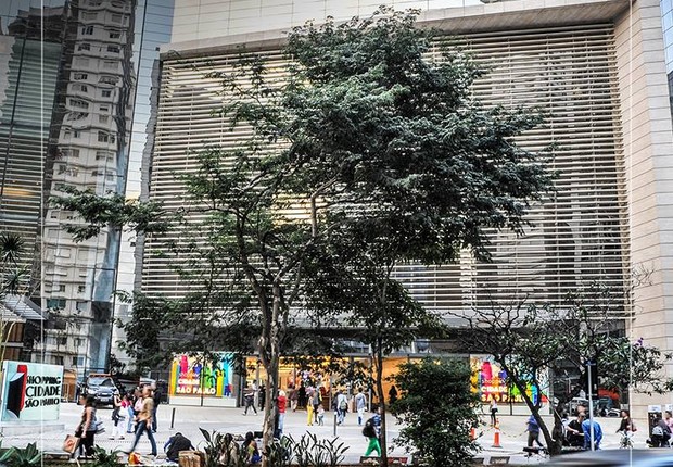 Fachada do Shopping Cidade São Paulo, na Av. Paulista, inaugurado em 2015 (Foto: Reprodução/Facebook)