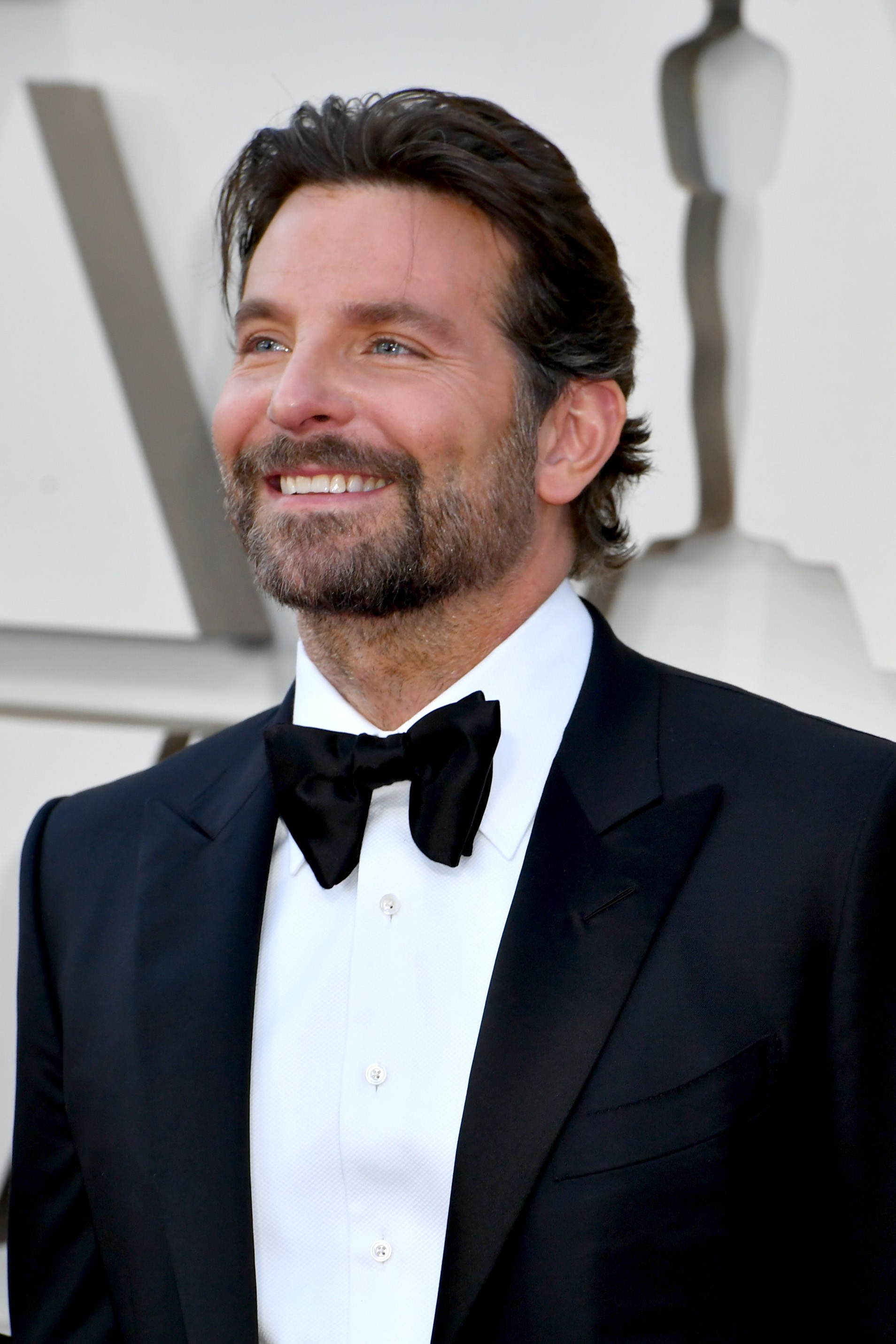 Bradley Cooper no tapete vermelho do Oscar (Foto: Foto: Getty Images)