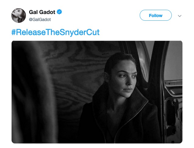 O tuíte de Gal Gadot pedindo o lançamento da versão de Zack Snyder para Liga da Justiça (2017) (Foto: Twitter)