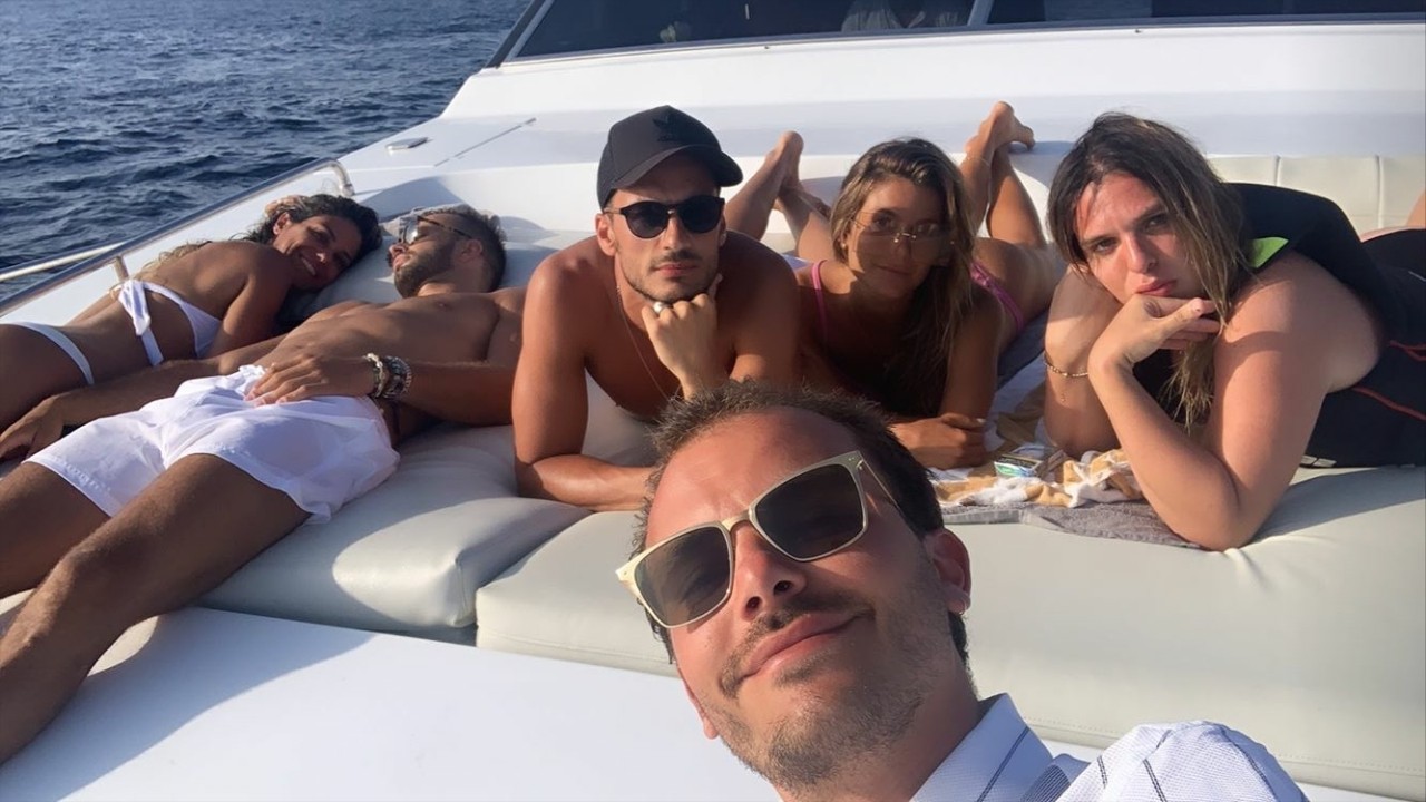 Ruben Rua posa em clima de romance em Ibiza (Foto: Reprodução / Instagram)