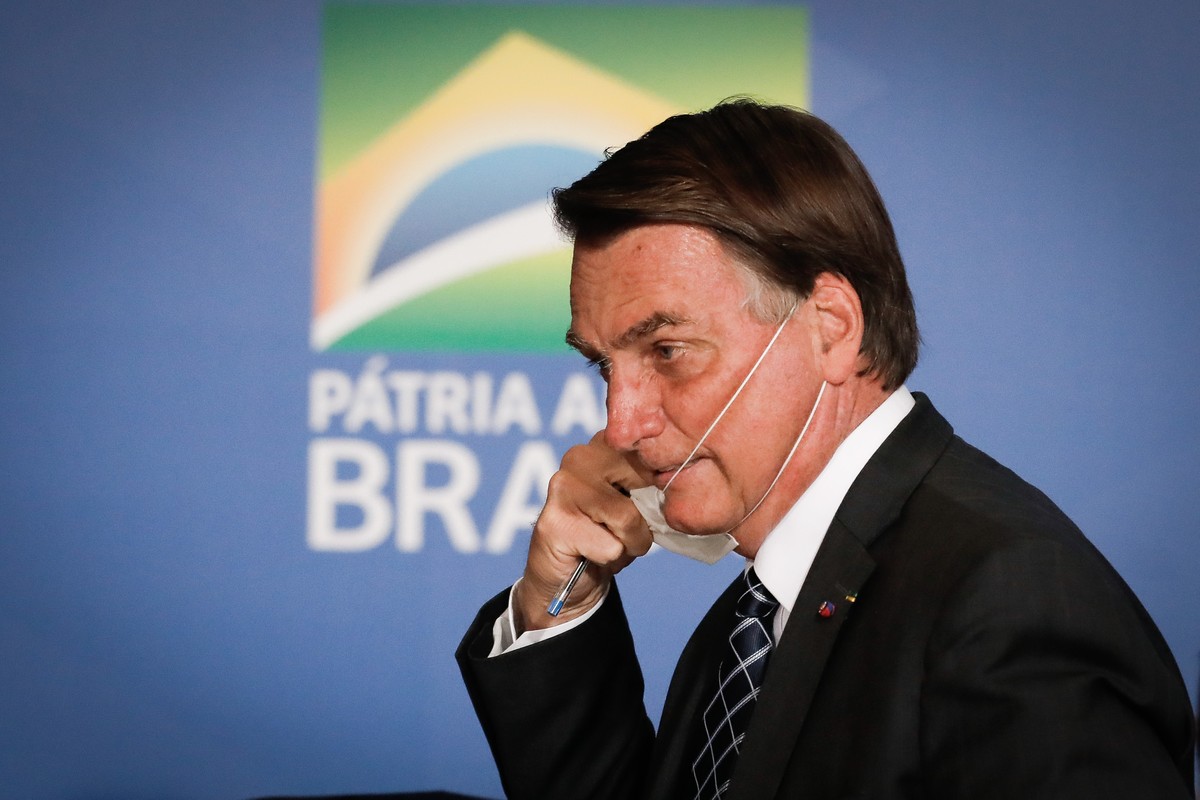 Do uso pol&iacute;tico do Aux&iacute;lio Brasil ao ataque &agrave;s urnas, Bolsonaro tem 'legado  eleitoral' de 16 a&ccedil;&otilde;es no TSE | Pol&iacute;tica | O Globo