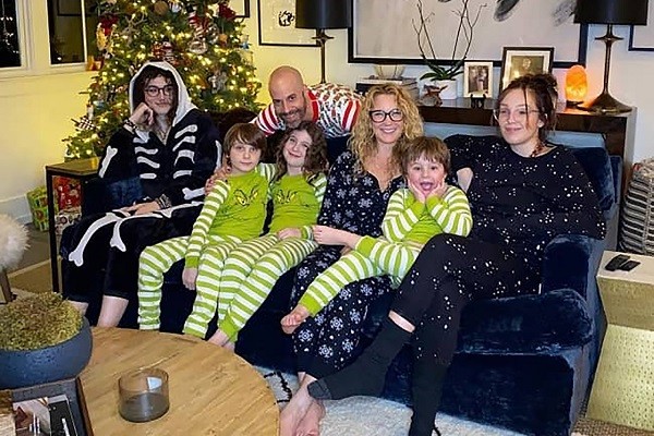 A família do roqueiro Chris Daughtry durante celebrações de Natal (Foto: Instagram)