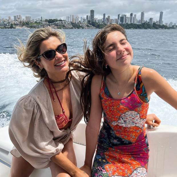 Flavia Alessandra curte fim de semana em família na Bahia (Foto: Reprodução/Instagram)