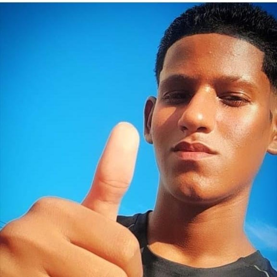 Thiago Ícaro Ribeiro Lima, de 17 anos, morreu na última quarta-feira na comunidade da Tijuquinha